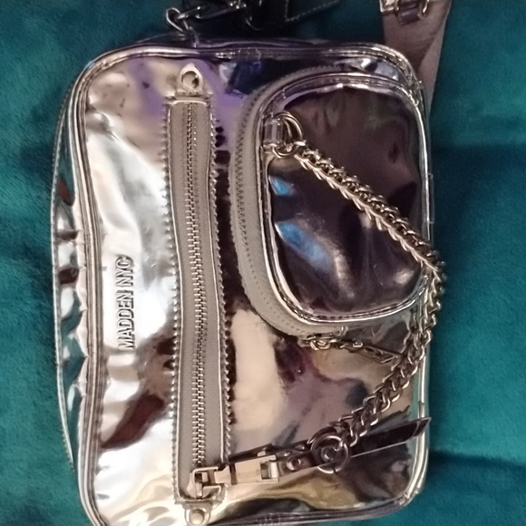 Madden NYC beautiful silver bags excellent used condition only used once - Picture 5 of 5
